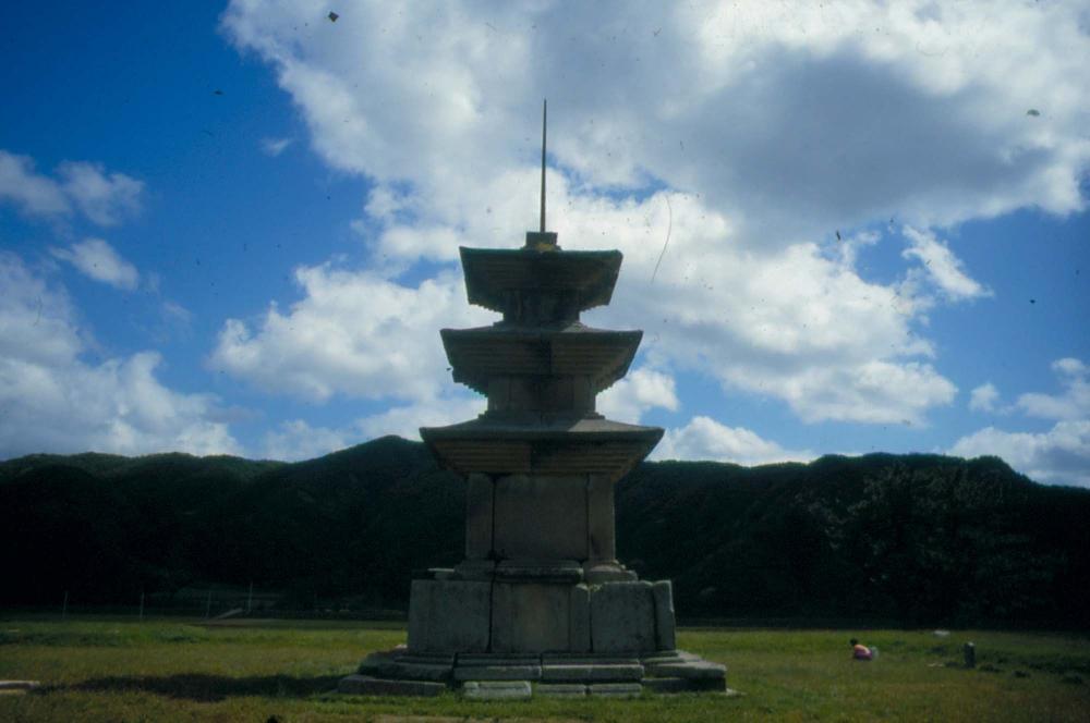 1970년부터 1987년까지 김명희 김차섭 경주여행 슬라이드 필름