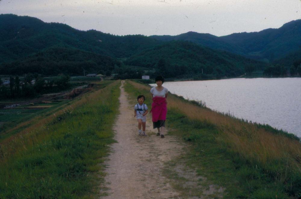 1984년 공간화랑 김차섭 개인전 및 일본 교토 전시 슬라이드 필름