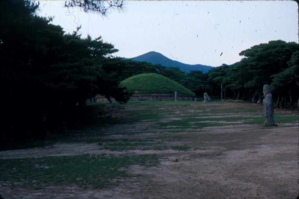 1984년 공간화랑 김차섭 개인전 및 일본 교토 전시 슬라이드 필름