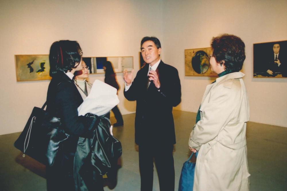 2002년 한국문화예술진흥원 마로니에미술관 《김차섭의 오디세이》 전경 사진 3