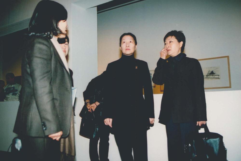 2002년 한국문화예술진흥원 마로니에미술관 《김차섭의 오디세이》 전경 사진