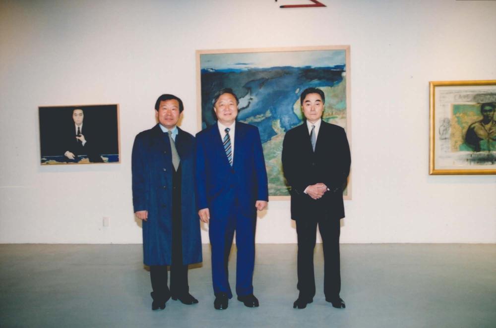 2002년 한국문화예술진흥원 마로니에미술관 《김차섭의 오디세이》 전경 사진