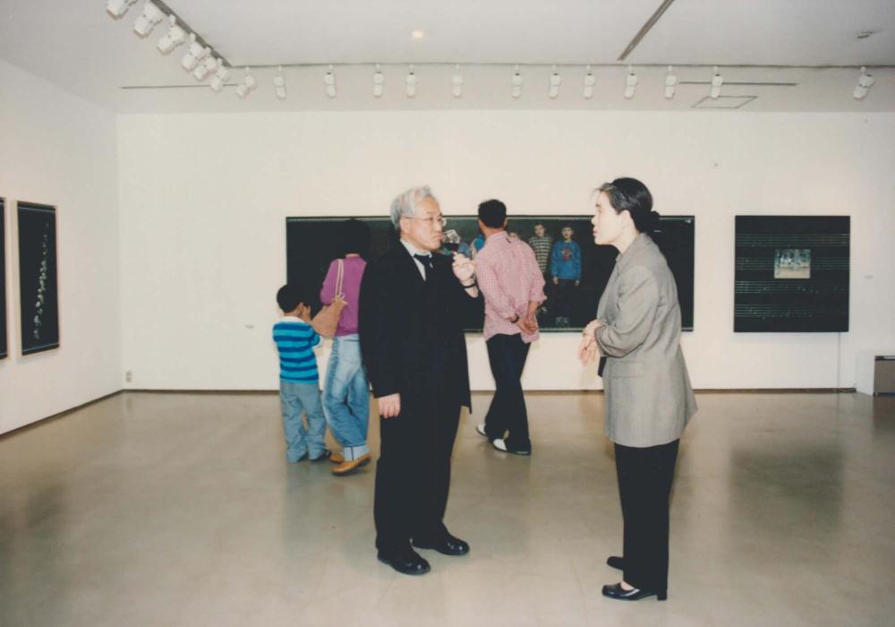 2003년 갤러리현대 김명희 개인전 《流轉(유전)의 역동성(Dynamics of Dislocation)》 전경 및 기타 일상 사진 3