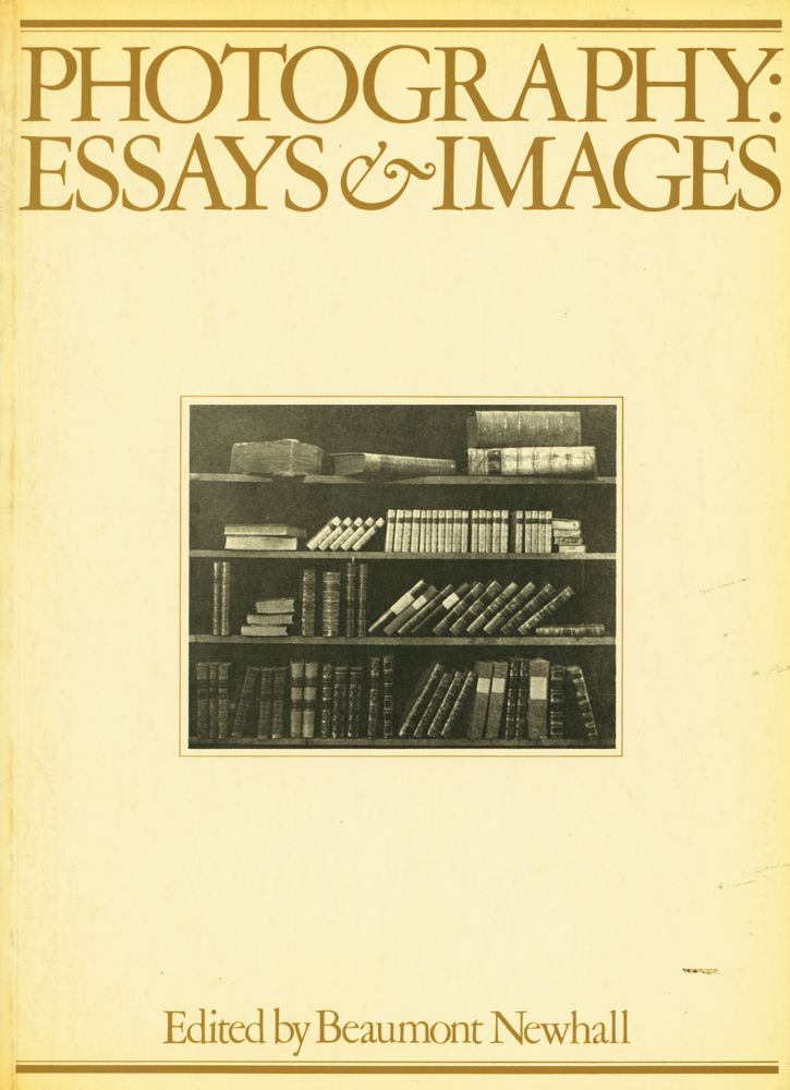 『PHOTOGRAPHY : ESSAYS & IMAGES』 1