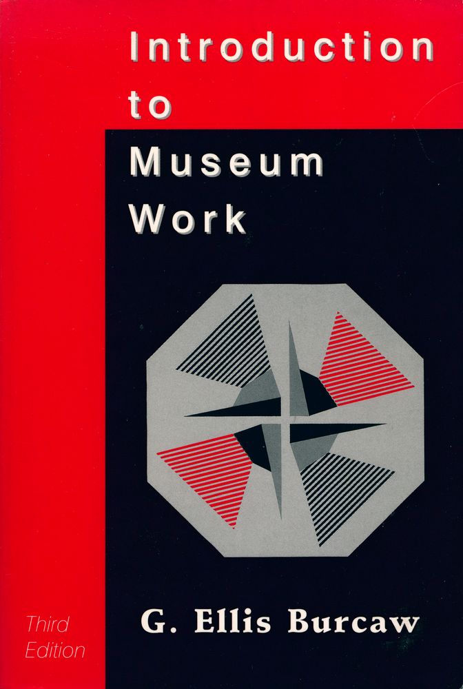 『Introduction to Museum Work』 1