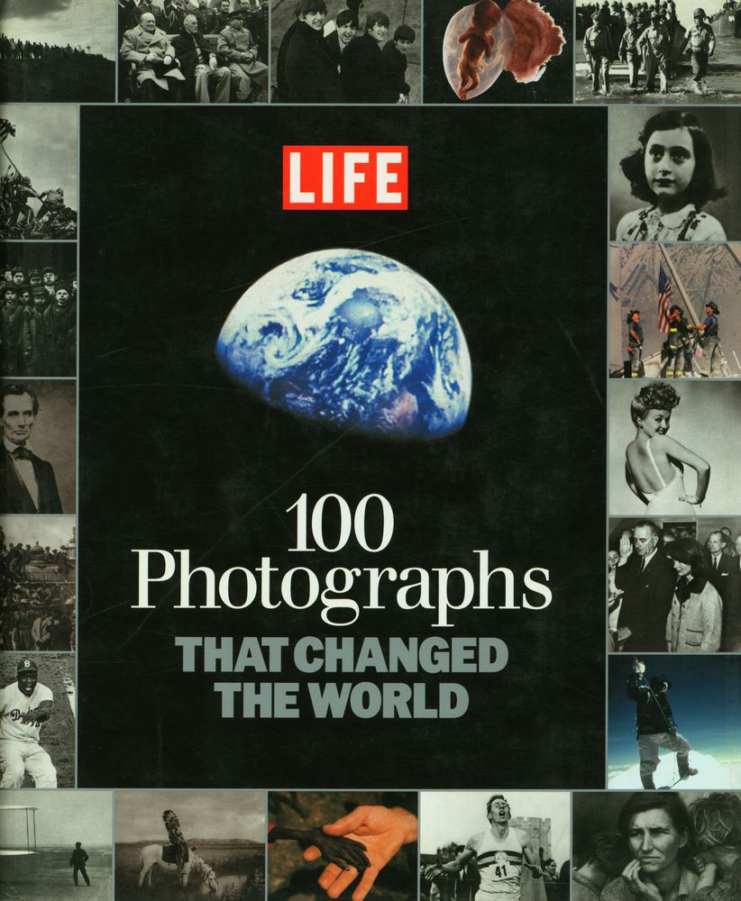 『100 Photographs THAT CHANGED THE WORLD』 1
