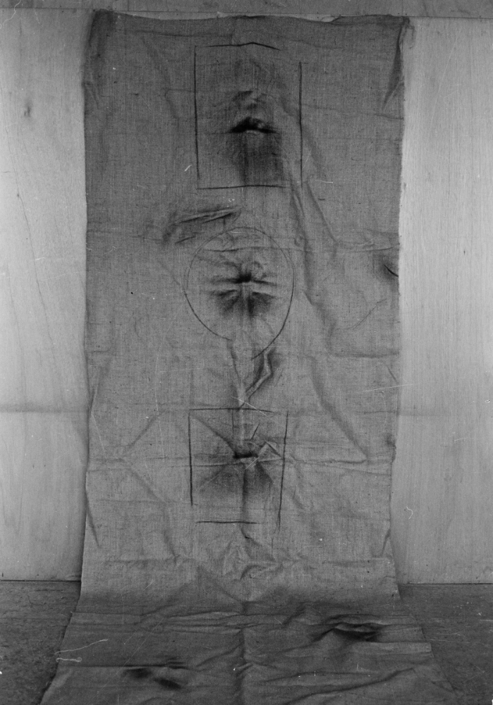 1976년 〈평면 오브제〉 흑백 사진필름 8