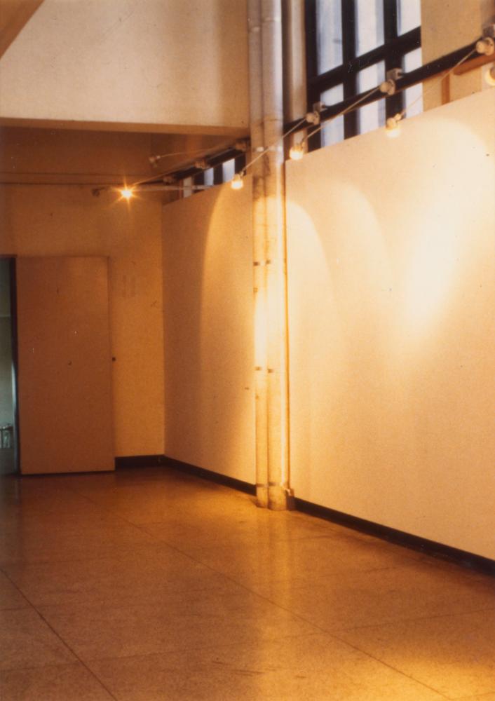 1998년 《피시방생지전》, 《보충의 보충》 전시전경 사진 1